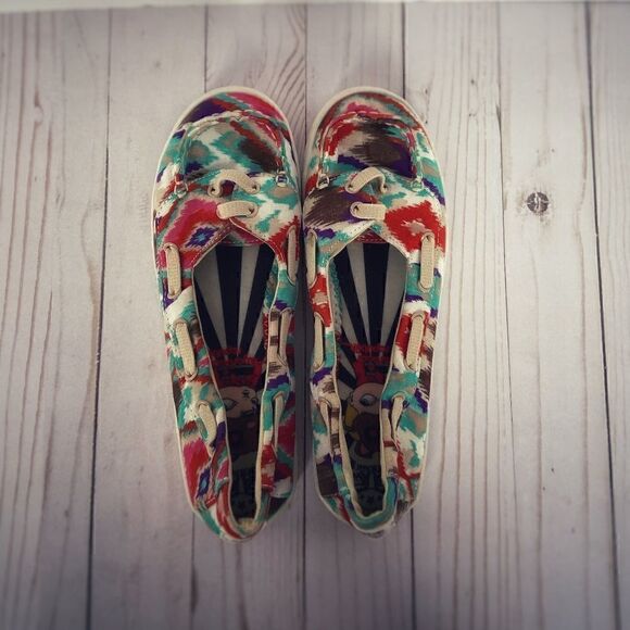 Tigerbear Republik Slip-On Shoes (7) - Picture 2 of 8